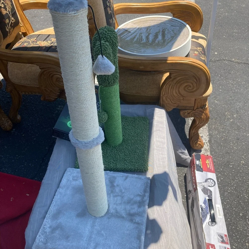 Cat tree scratcher